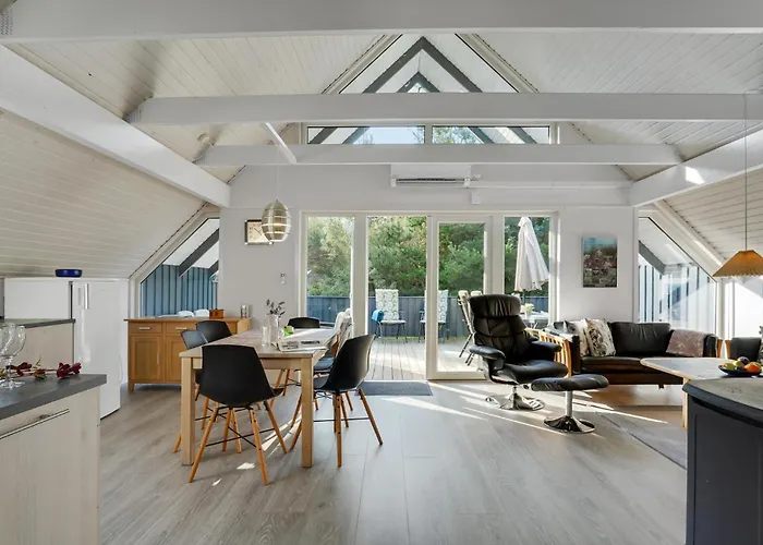 Semesterbostad Cozy In Romo With Sauna